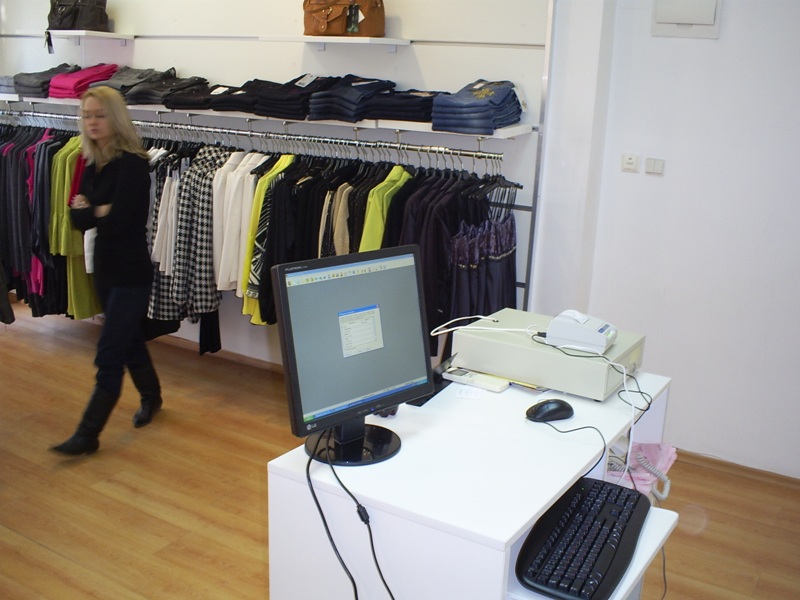 Программа автоматизации магазин, одежда, бутик - София