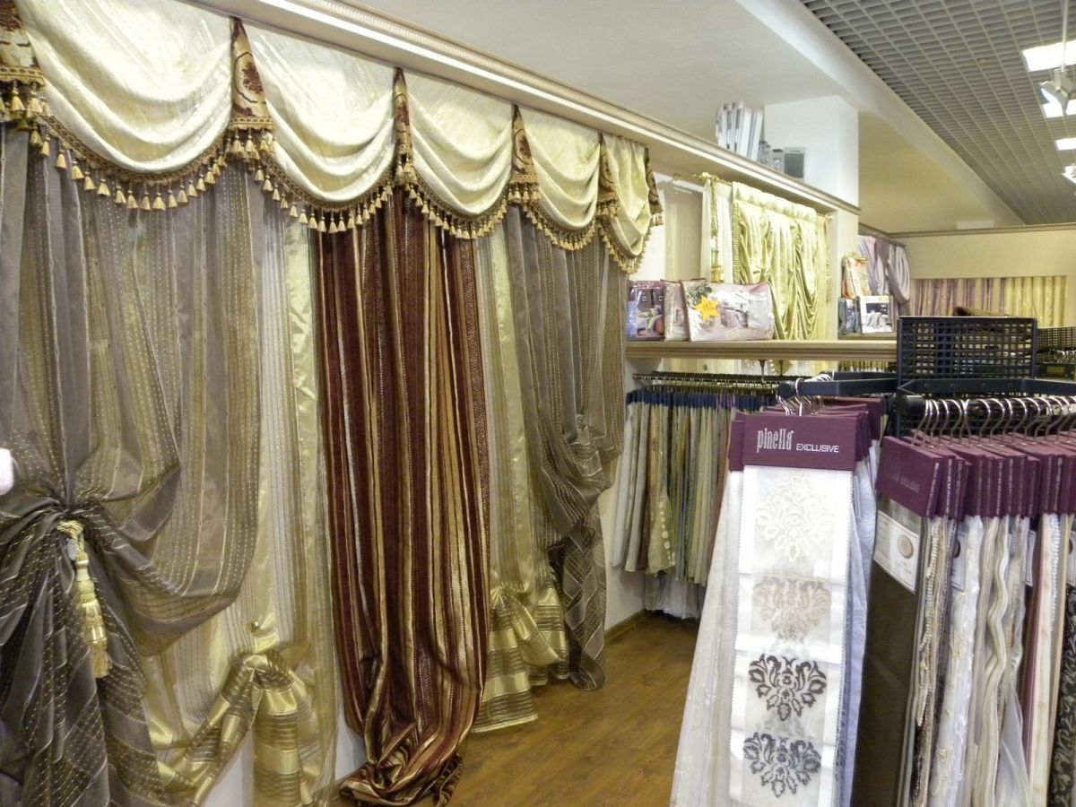 Шторы и портьерные ткани в Омске